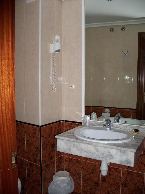 Hostal Virgen Del Villar Laguna de Duero Δωμάτιο φωτογραφία