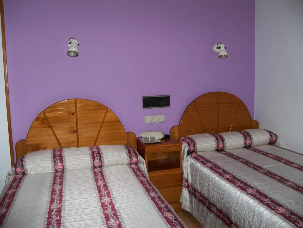 Hostal Virgen Del Villar Laguna de Duero Δωμάτιο φωτογραφία